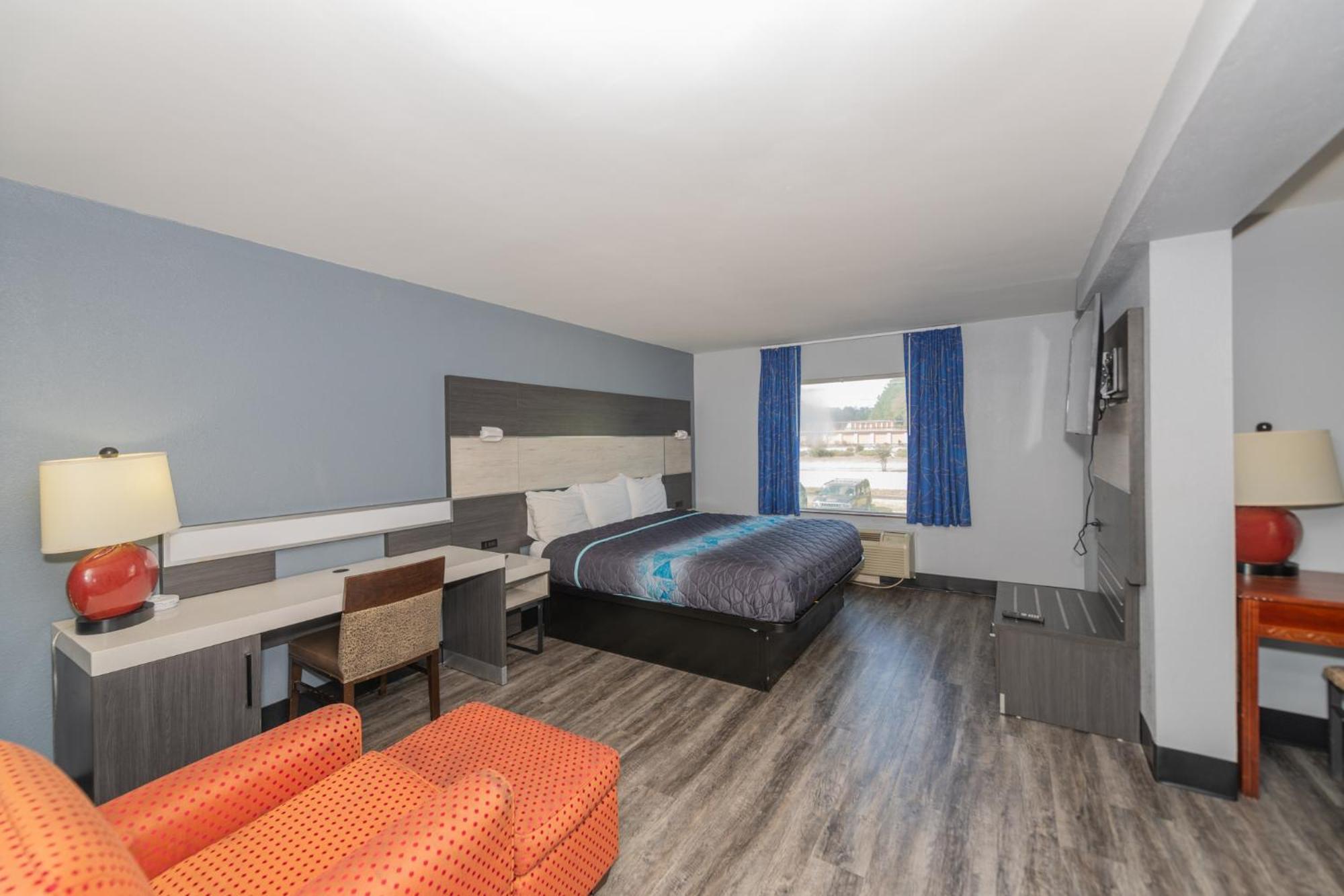 Jamestown Inn & Suites Ривердейл Экстерьер фото